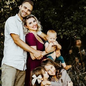 Meet your Posher, Brittney